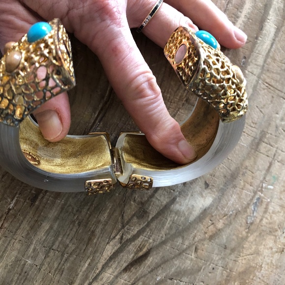 Alexis  Bittar's  Bracelet Ethnic,  Filigree and Stones - Picture 5 of 11